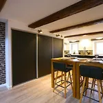 Le Relais Ducal - D'hotes Vieille アパート ナンシー